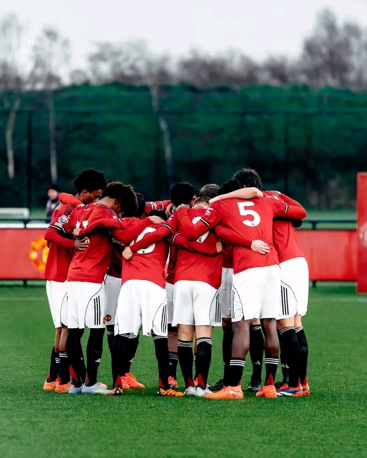 Wolves vs Manchester United: Match Prediction, Betting Tips & Analysis - For Dirty December 8th Monday Night Football delivers a massive clash as Wolves host crisis-hit Manchester United in what promises to be a brutal encounter under the Molineux lights.