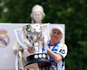 La Liga match highlights featuring Atletico Madrid vs Mallorca, Barcelona vs Oviedo, Real Sociedad vs Celta Vigo, and Alaves vs Real Betis.