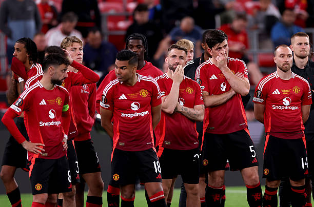 Man United injury update: Martínez returns, Dorgu closing in, de Ligt still out & Maguire suspended ahead of Leeds clash. Latest news.